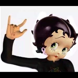 Meet your Posher, Rita